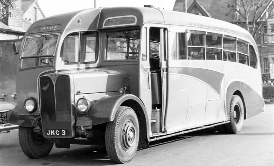 AEC Regal III O962 Bellhouse Hartwell (C33F) (UK) '1948